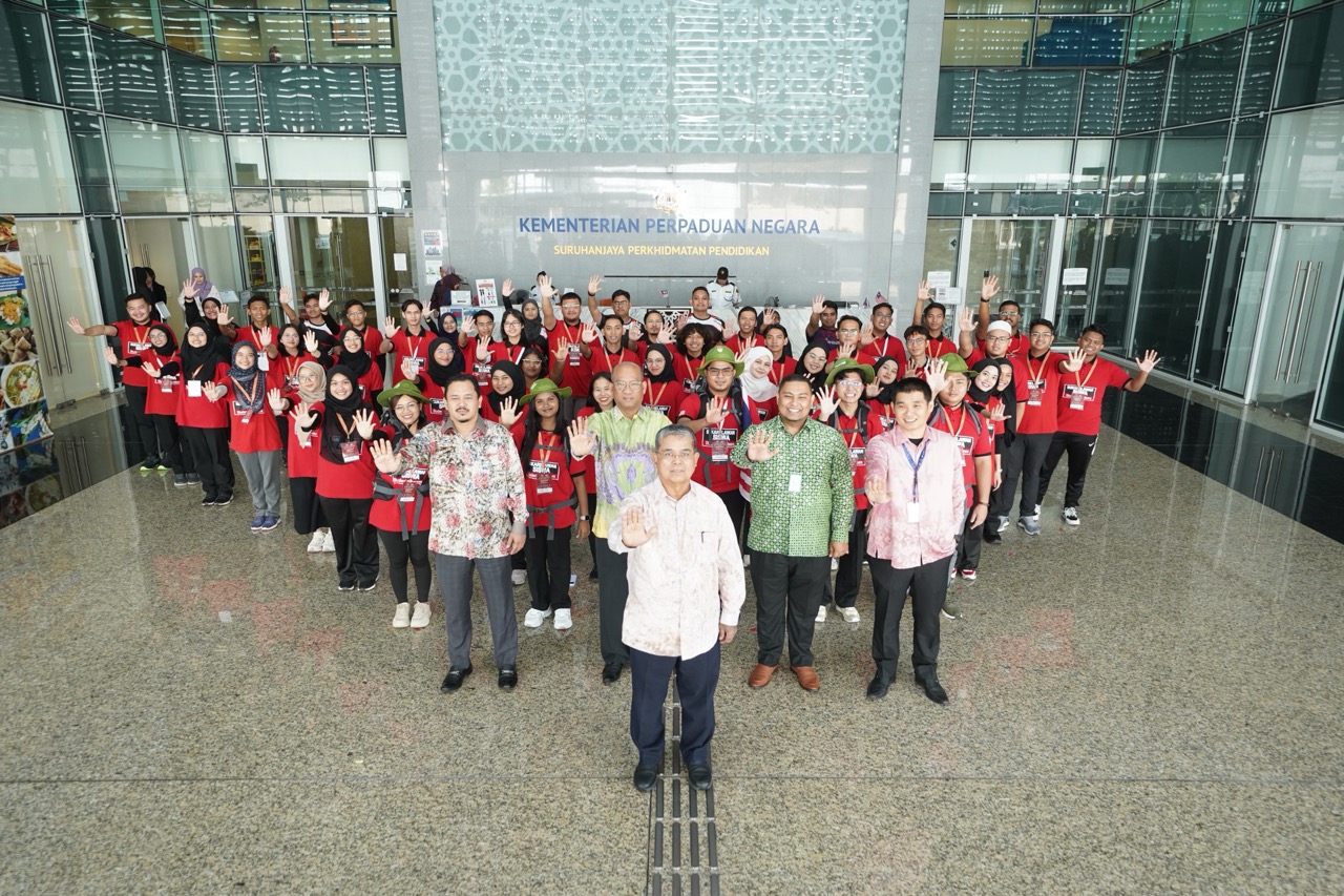 Yayasan Sukarelawan Siswa Sambut Ulang Tahun Ke-12