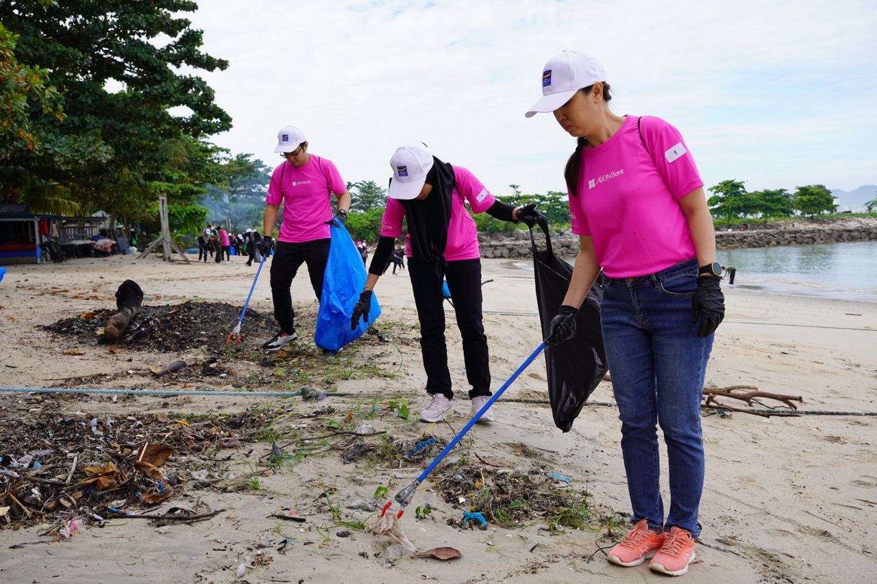 Program Pembersihan Pesisir Pantai YSS-AEON Credit 2024